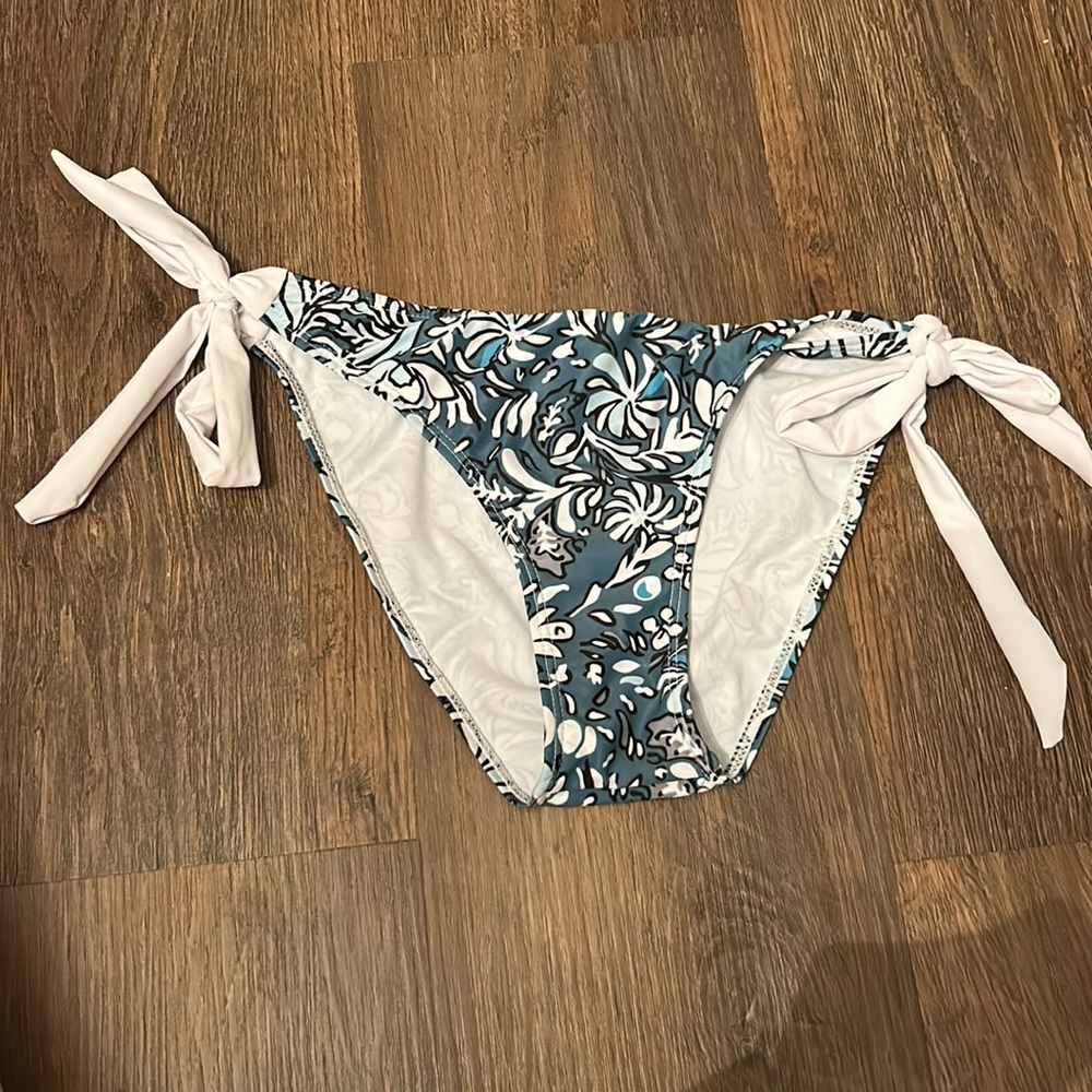 Tie bottoms